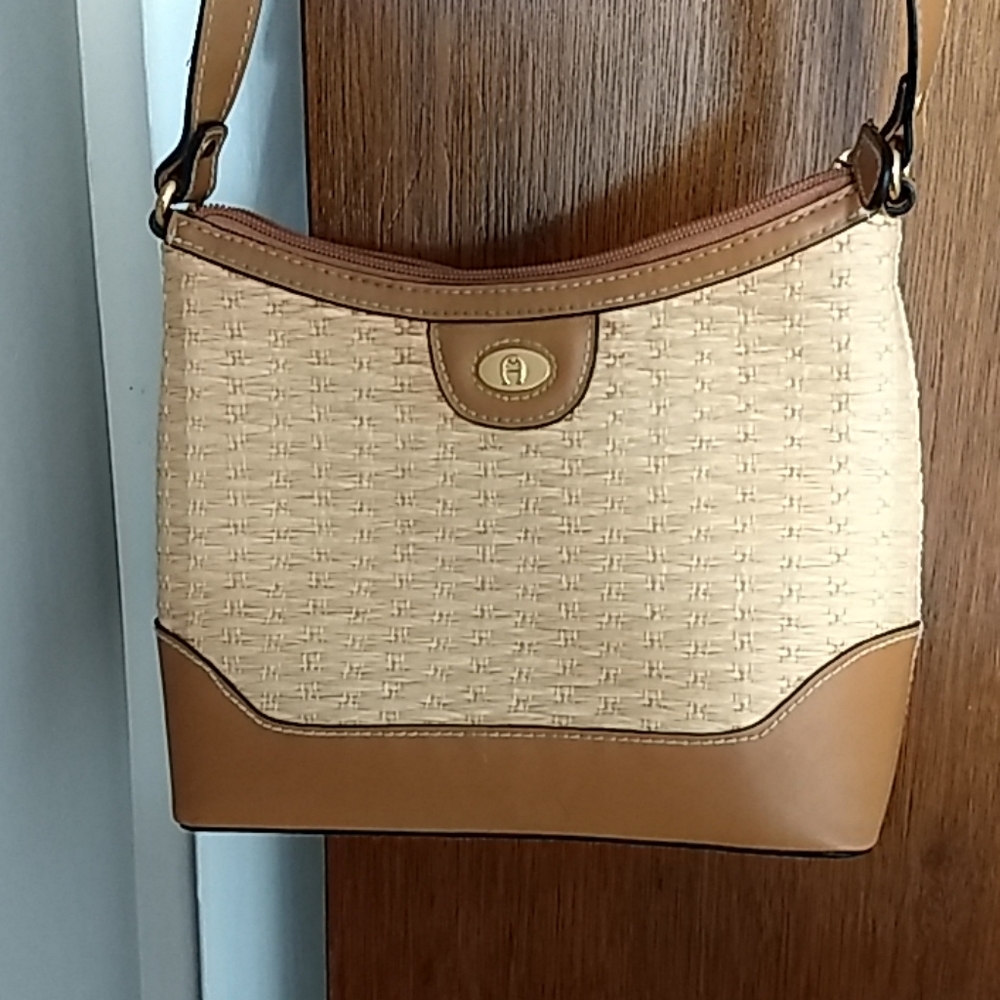 Etienne Signer Purse